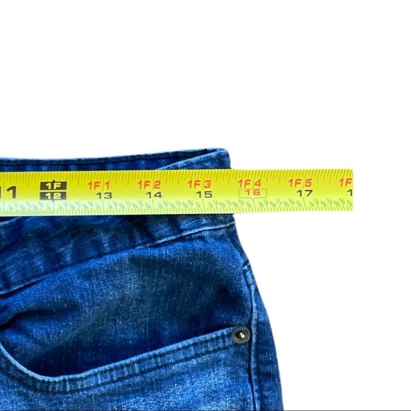 Kenneth Cole Reaction straight-leg Jeans. Size 32/30 - Picture 4 of 10